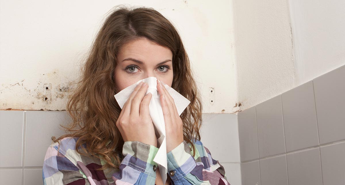 woman with sudden allergies due to mold